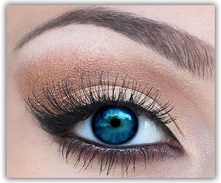 best mac colors for blue eyes